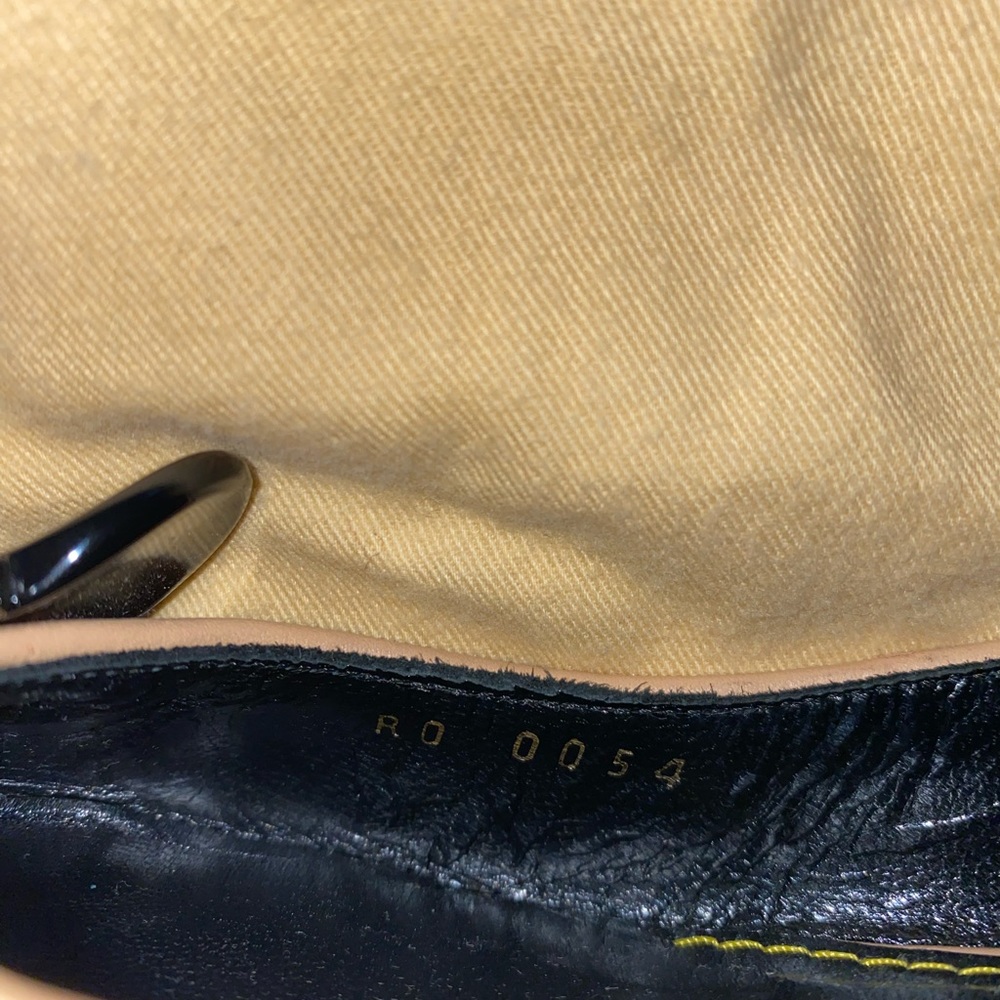 Pre-Loved Louis Vuitton Flats - Picture 8 of 12